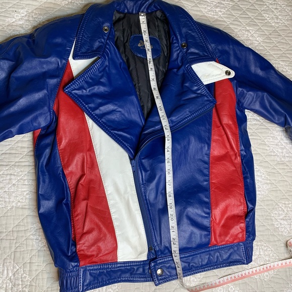Vintage leather moto jacket - Picture 16 of 16